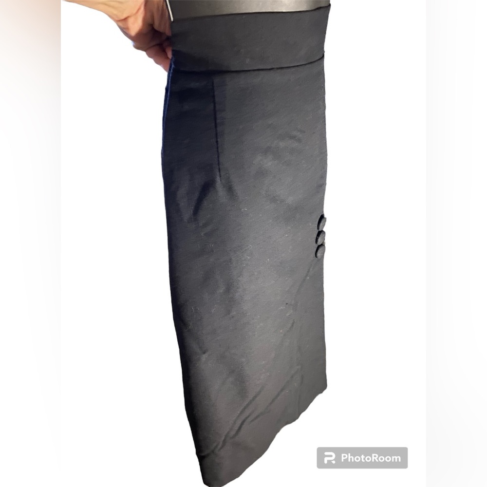 Black skirt